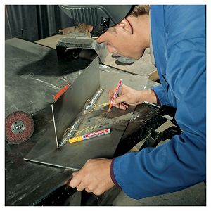 Marker industrijski lakirajući 2-4 mm Edding 8750 žuti