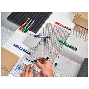 Marker permanentni 1,5-4,0 mm klinasti vrh Pilot SCA-400-B crni